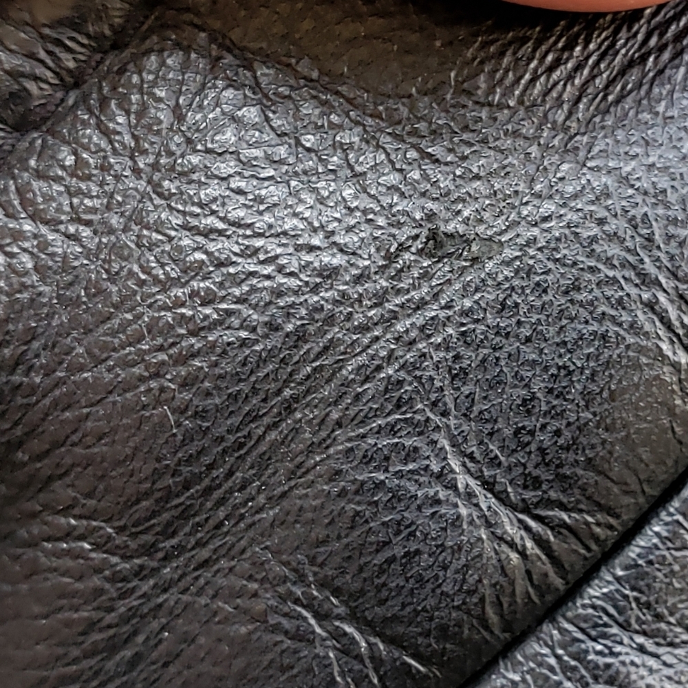 Leather jacket - Picture 7 of 8